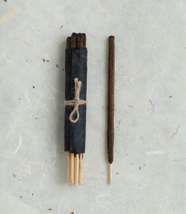 Sandalwood hand rolled incense
